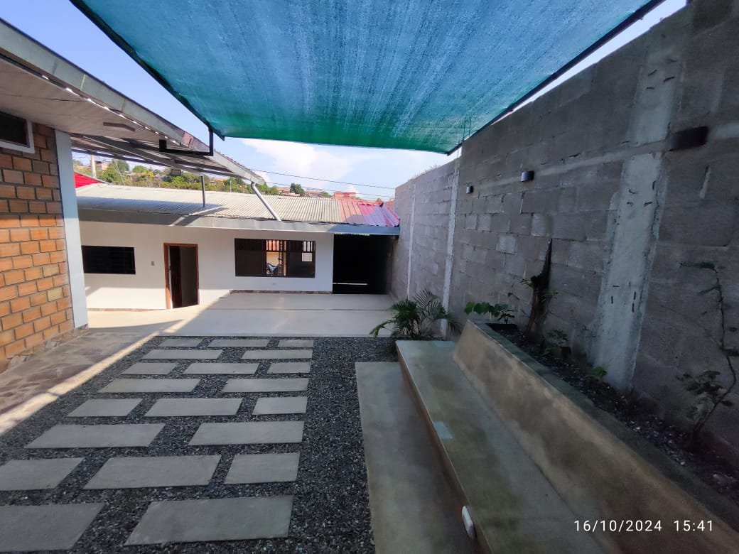 WhatsApp Image 2025-10-05 at 4.54.24 PM (1)